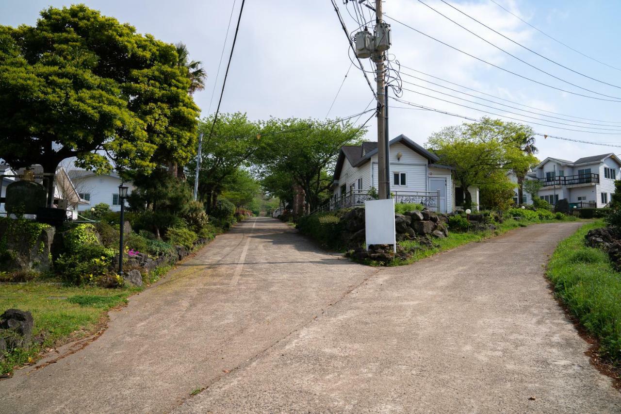 Joyville Resort Jeju Exterior photo